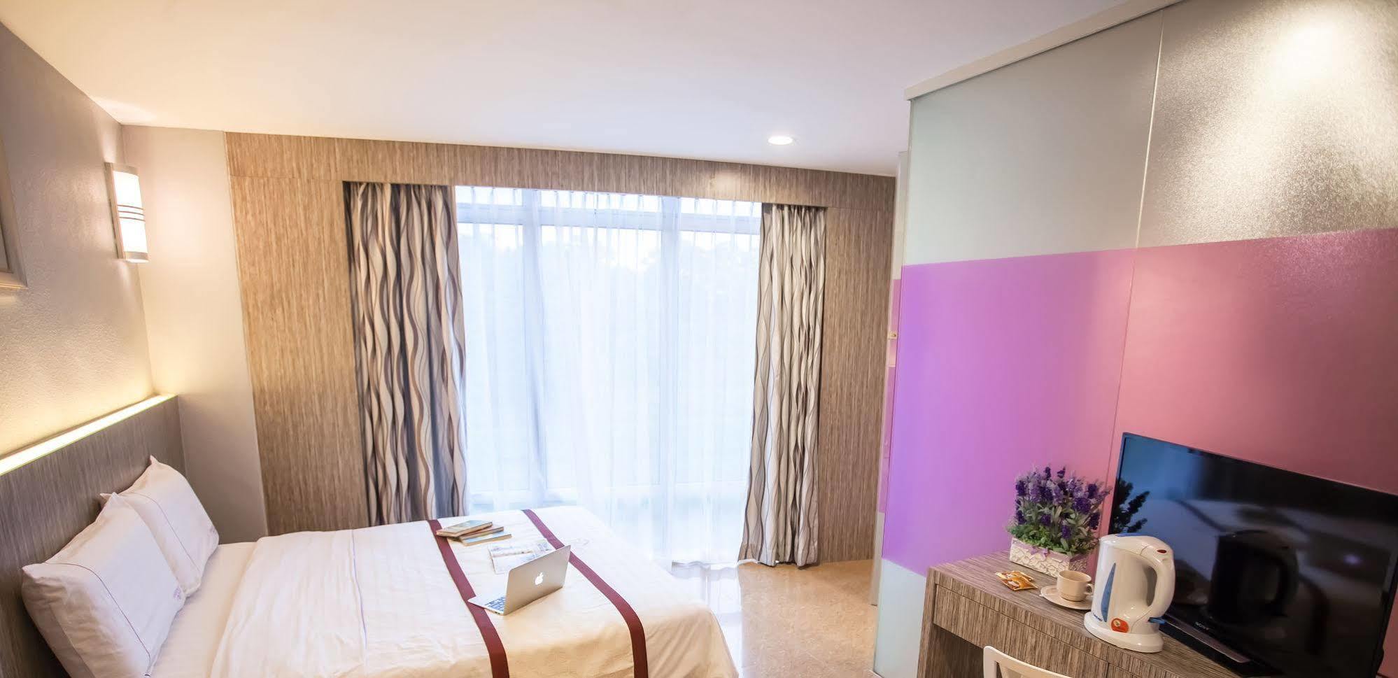 Lavender Inn Nusa Bestari Джохор-Бару Екстер'єр фото
